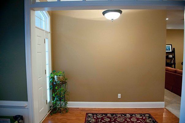 1st image of 4058 Huntley Dr