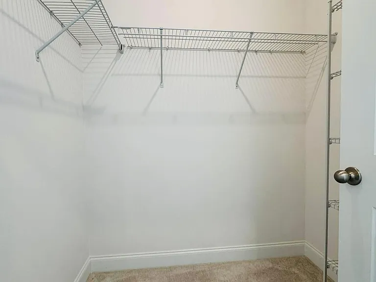 7044 Westrow Ave — Photo 20