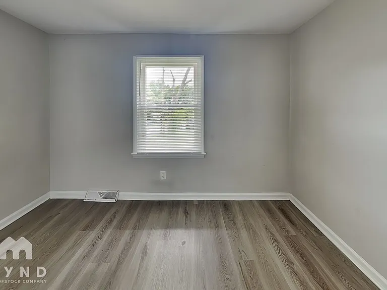 730 Dunbrook Ln — Photo 9