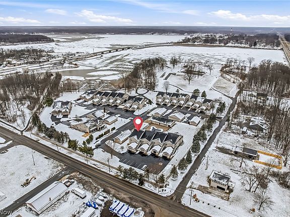 5th image of 574 Lakeview Blvd