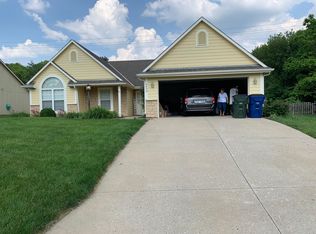 4408 Roundabout Cir, Lawrence, KS 66049