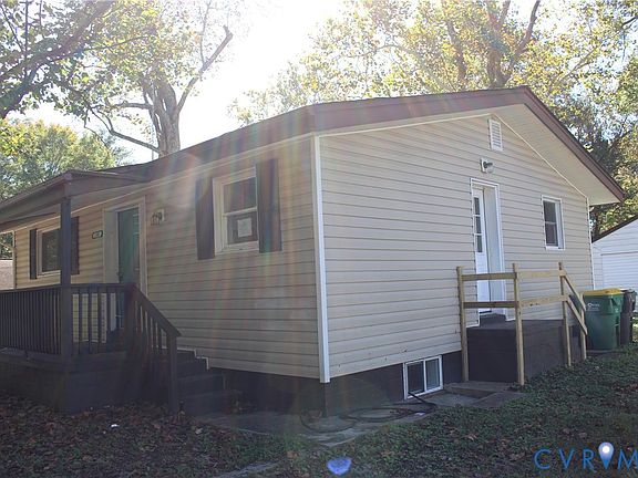 3rd image of 1308 Lee Ln