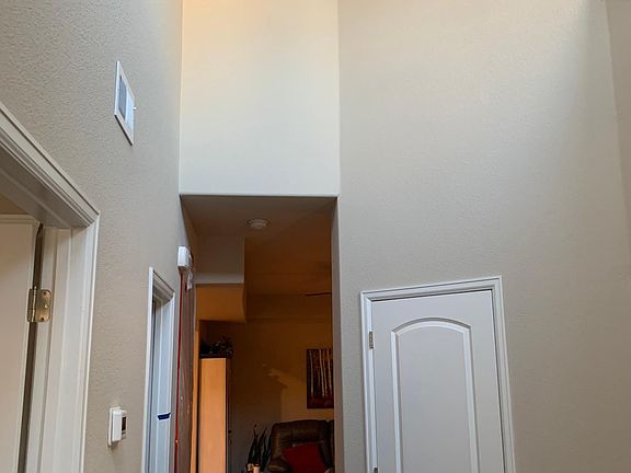 4th image of 5551 W 29th St #2313