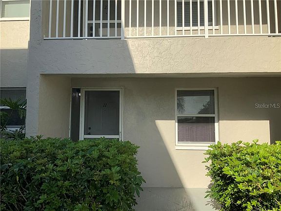 3rd image of 3233 Wood Thrush Dr APT 11C