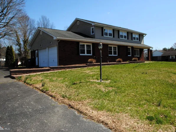 503 Coach Dr, Bear, DE 19701