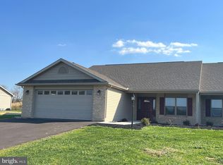 720 Rising Sun Ln, Chambersburg, PA 17202