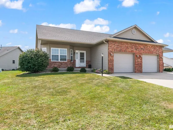230 Independence Blvd, Chatham, IL 62629