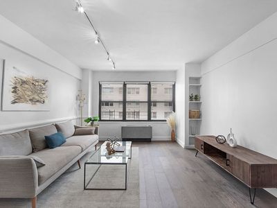140 E 56th St APT 9E, New York, NY, 10022