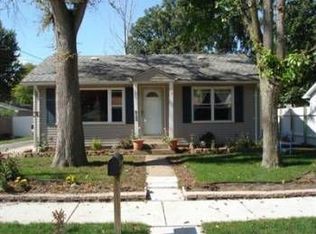 623 White Oak Dr, Michigan City, IN 46360