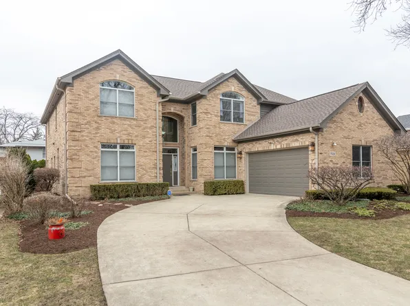 7322 N Kedvale Ave, Lincolnwood, IL 60712