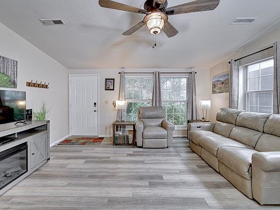5th image of 585 W Indian Creek Dr APT 1