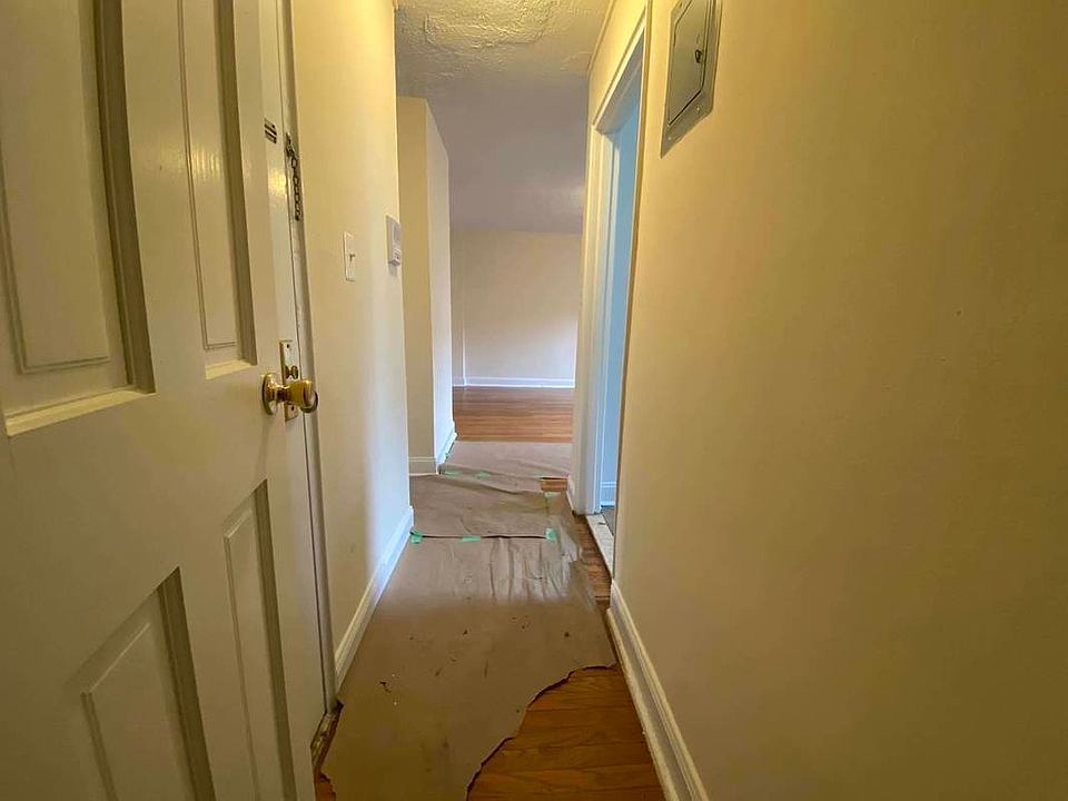 1st image of 18-12 21st Ave #2A
