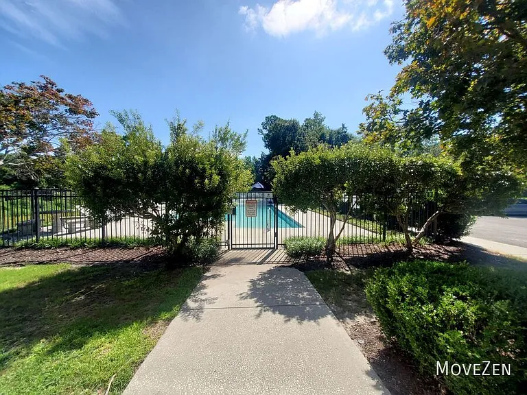 5006 Carleton Dr #94 — Photo 33