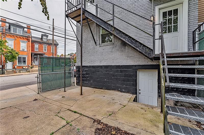 5243 Keystone St, Pittsburgh, PA 15201 Zillow