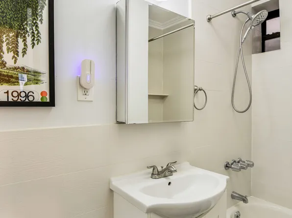 322 6th Street image 6 of 10