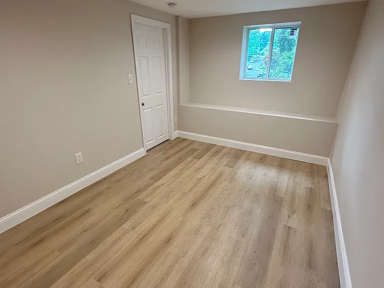 187 California Ave — Photo 6