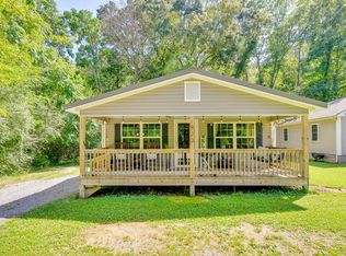 922 Old Lower Mill Rd, Hixson, TN 37343
