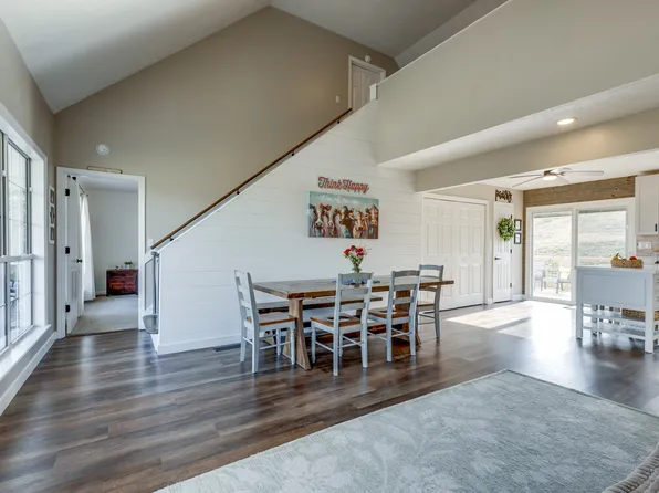 1824 Blackburn Ln, Spring Hill, TN 37174