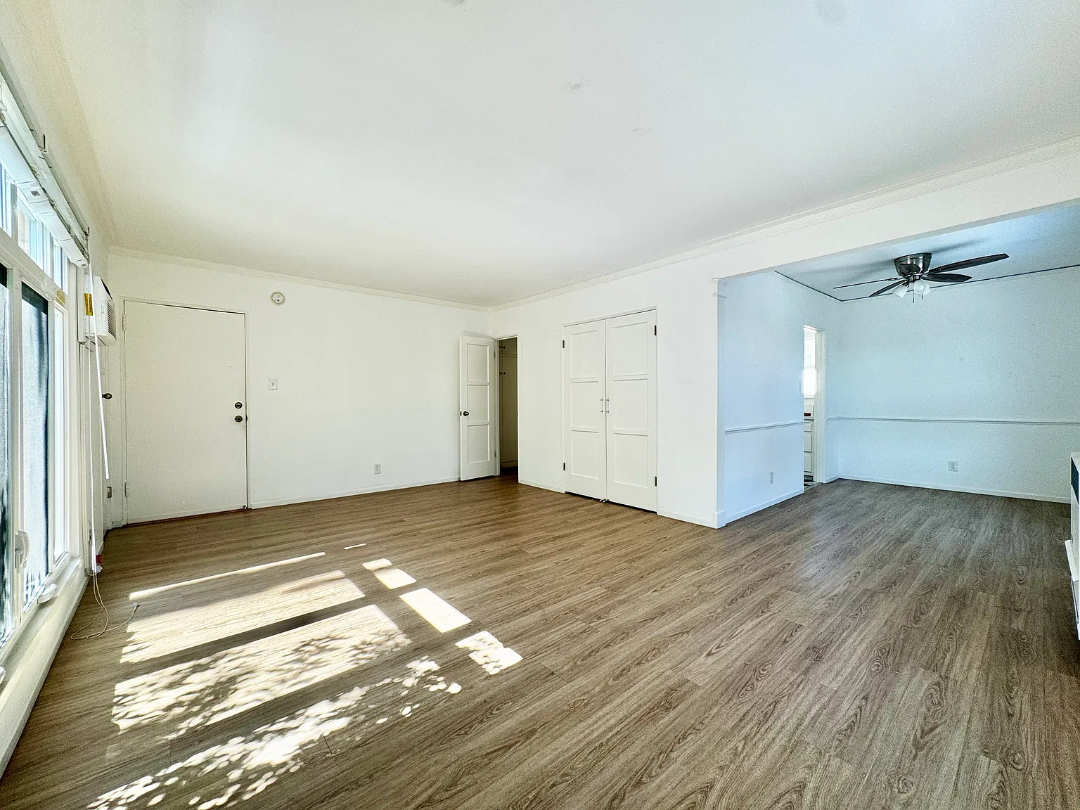 1327 N Fairfax Ave — Photo 1