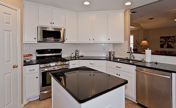 5th image of 4228 Stone Hollow Way