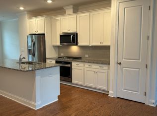 6536 Beacon Dr, Sandy Springs, GA