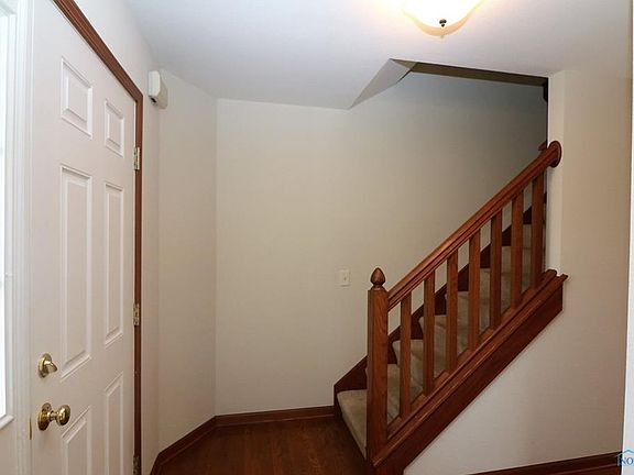 3rd image of 26611 Basswood Dr