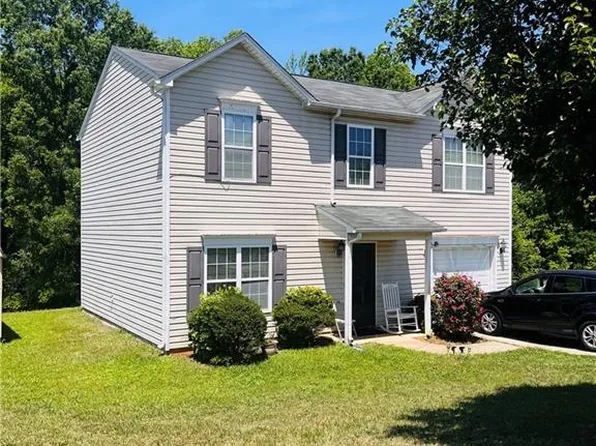 626 Bentley Ln, Burlington, NC 27217