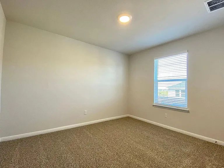 169 Standing Rock Ln — Photo 12