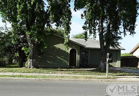 1st image of 8746 Five Palms Dr