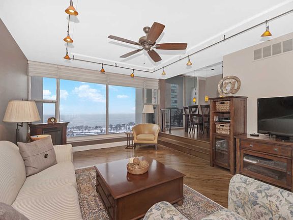 4th image of 3200 N Lake Shore Dr APT 2001
