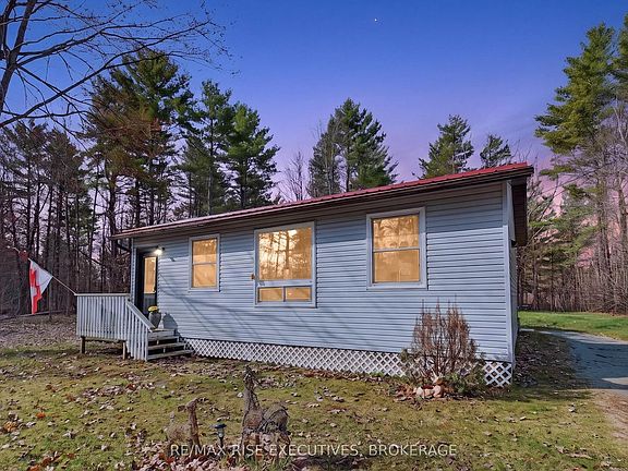 5th image of 16 Rankin Rd