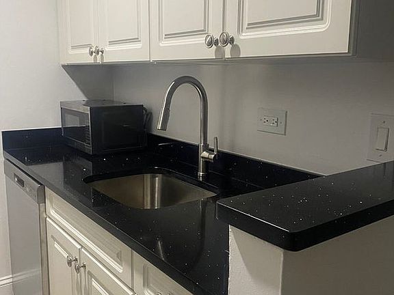 3rd image of 50 W 34th St #9A08