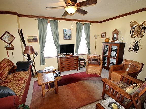 2nd image of 305 Dewey Ave