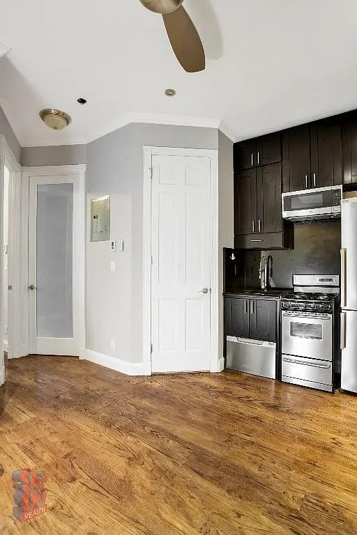 15 West 103rd Street — Photo 4