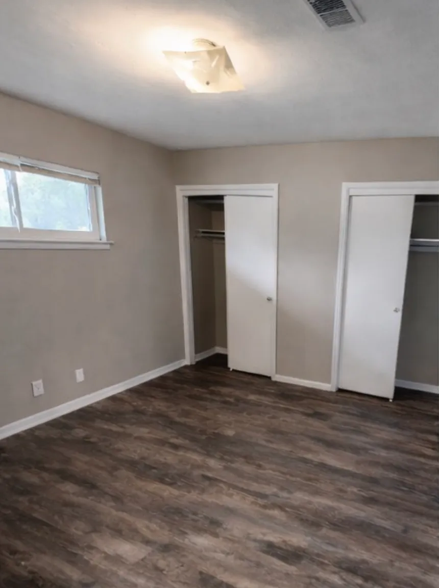 4157 Hamilton Street - 8w — Photo 4