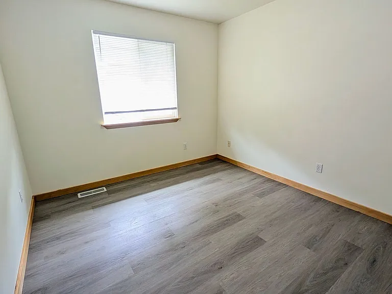 6906 188th St NE — Photo 16
