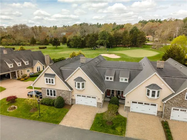 2 Spy Glass Cir #B, Hope Valley, RI 02832