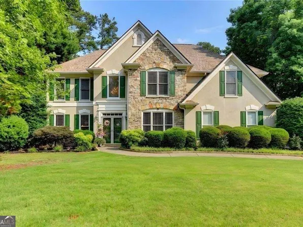 677 River Cove Ct, Dacula, GA 30019