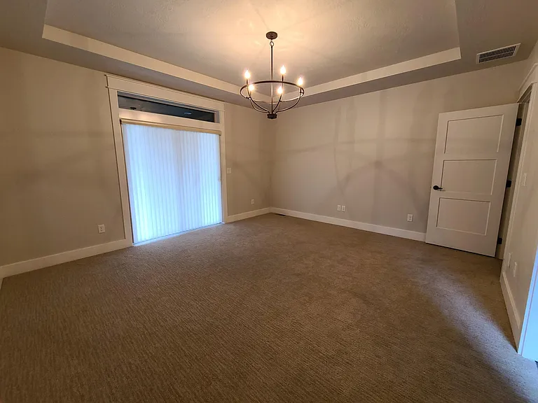 409 S Hamlin Ln — Photo 34