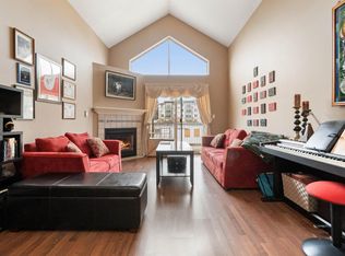 33478 Roberts Ave #418, Abbotsford, BC V2S 8E1