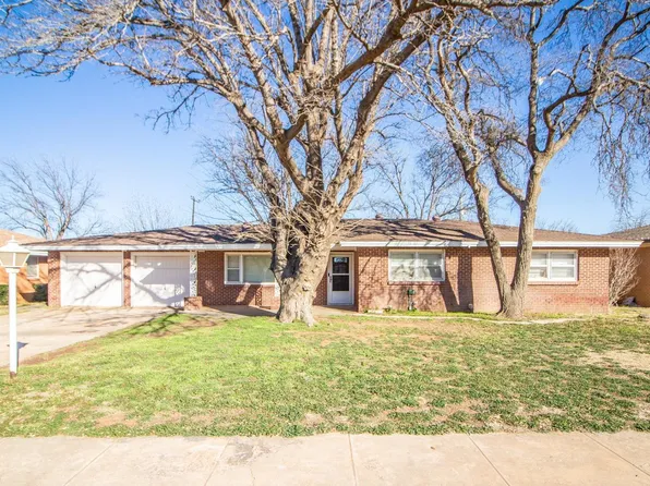 820 S 20th St, Slaton, TX 79364