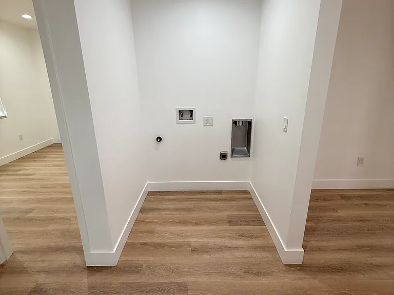 3202 Wolfe St #1 — Photo 7