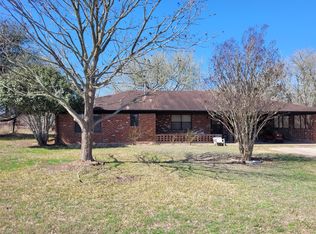 497 Fm 153, Smithville, TX 78957