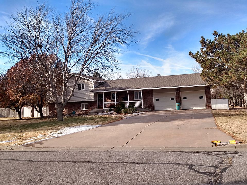 1st image of 2709 Center Ave