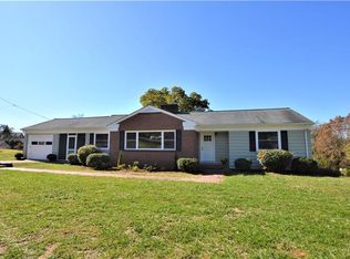 505 Pennwood St NE, Lenoir, NC 28645