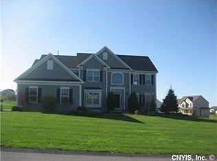 4406 Winding Creek Rd, Manlius, NY 13104