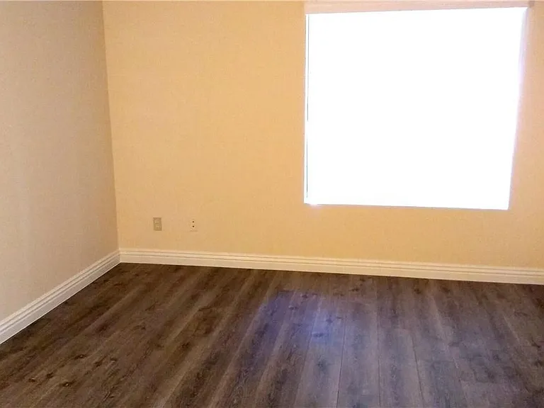 4729 Nara Vista Way #101 — Photo 10
