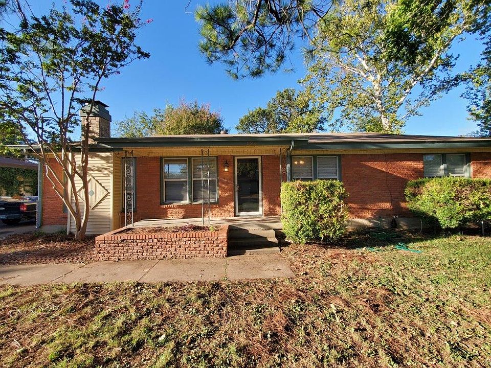 124 W Cedar Hurst Made ready 9 2020 (7)_09302020