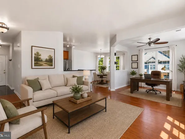 6475 Cheyenne Dr Unit 301, Alexandria, VA 22312