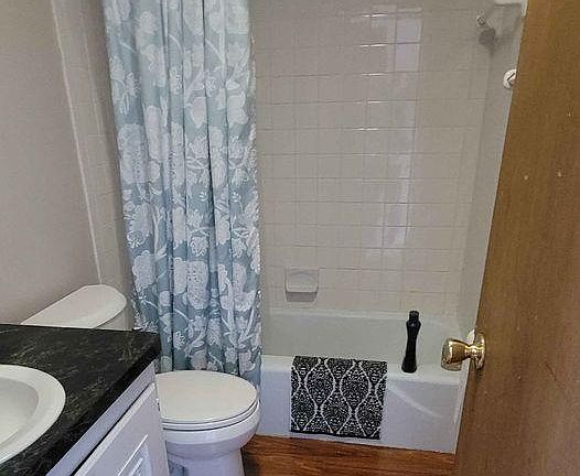 4th image of 176 Robert Dr #3